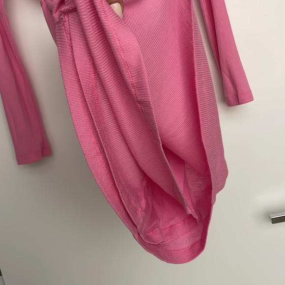 Dress (side cut outs) - Picture 8 of 9